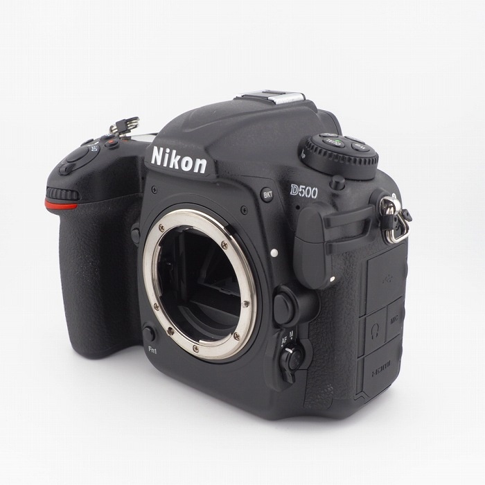 ニコン D500