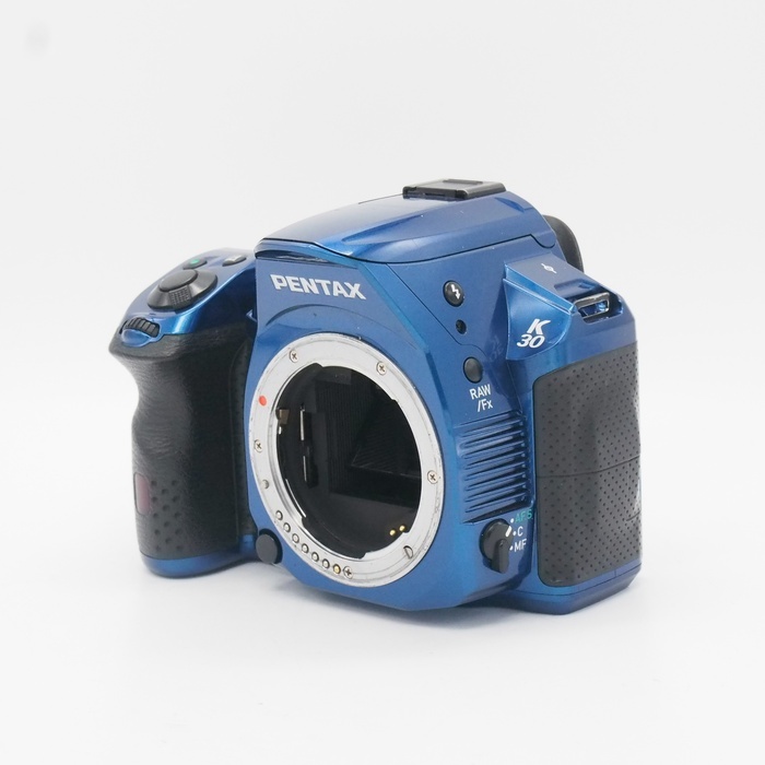 ペンタックス K-30 ボデイ クリスタルブルー