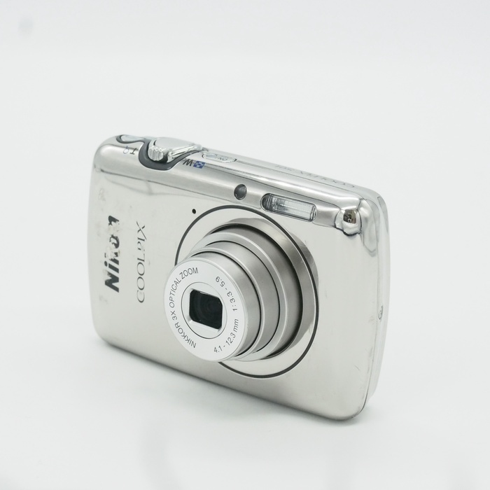 ニコン COOLPIX S01 ミラーシルバー