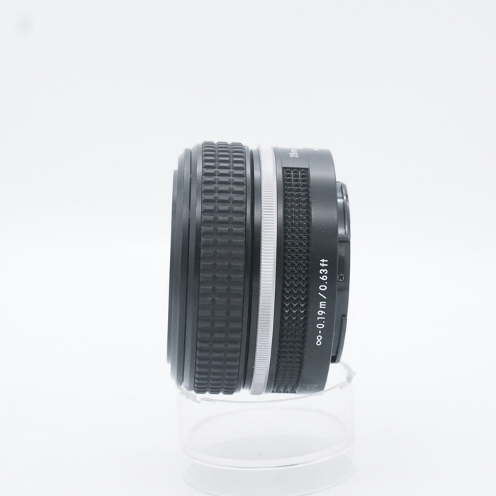 ニコン Z 28/F2.8 (SPECIAL EDITION)