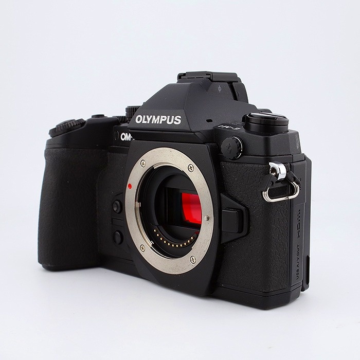 オリンパス OM-D E-M1 12-40/2.8 レンズキツト