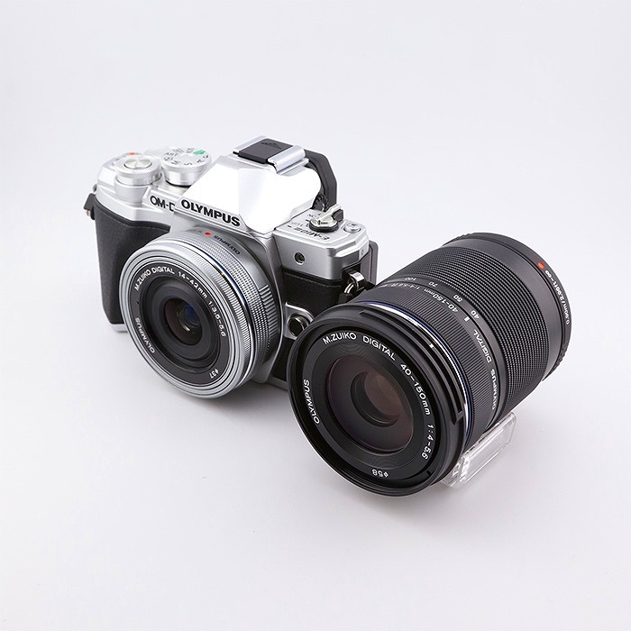 オリンパス OM-D E-M10 MARK3 EZダブルズームキット シルバー