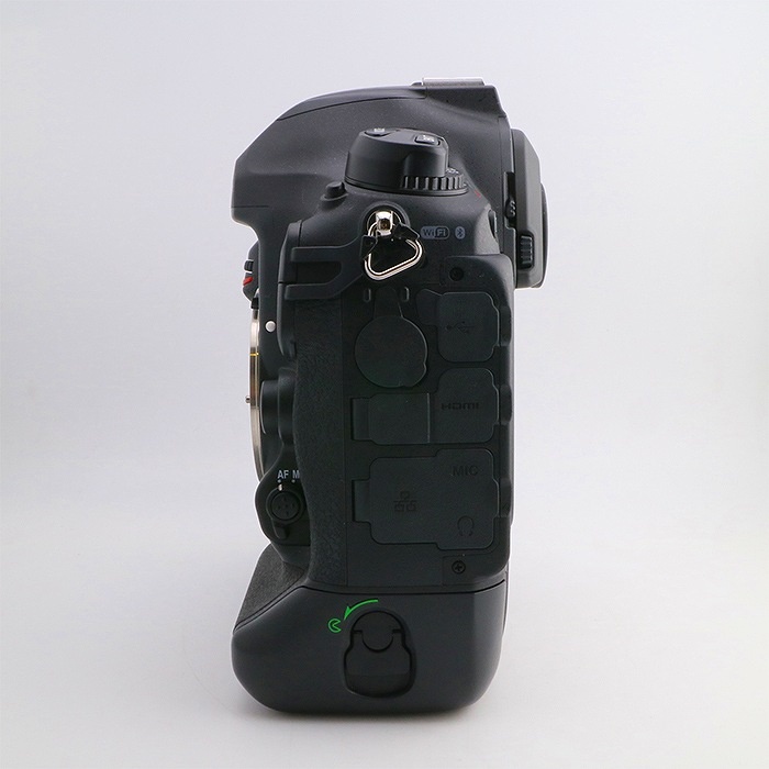 ニコン D6 ボディ