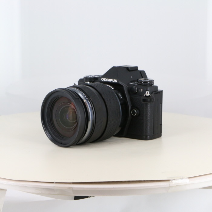 オリンパス OM-D E-M5 Mark II 12-40/2.8レンズキット ブラック