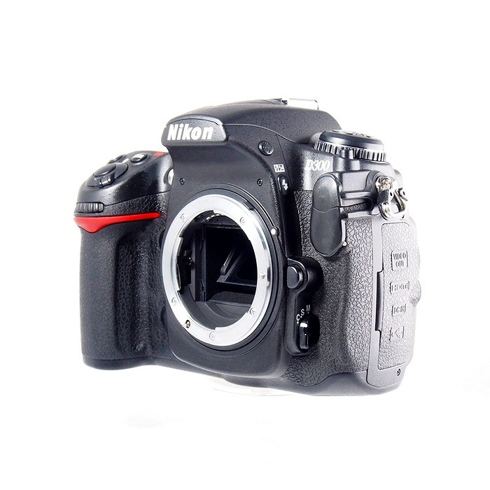 ニコン D300