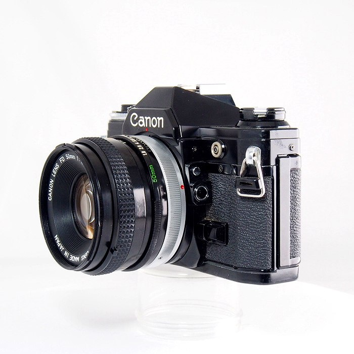 キヤノン AE-1 + FD50/1.8SC