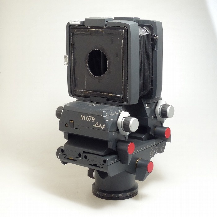 リンホフ M679