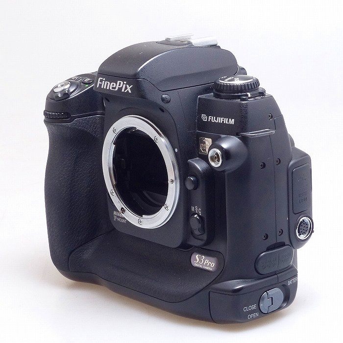 フジフイルム FINEPIX S3 PRO (バッファ未増設)