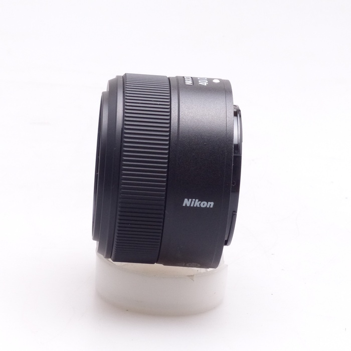 ニコン Z 40/F2