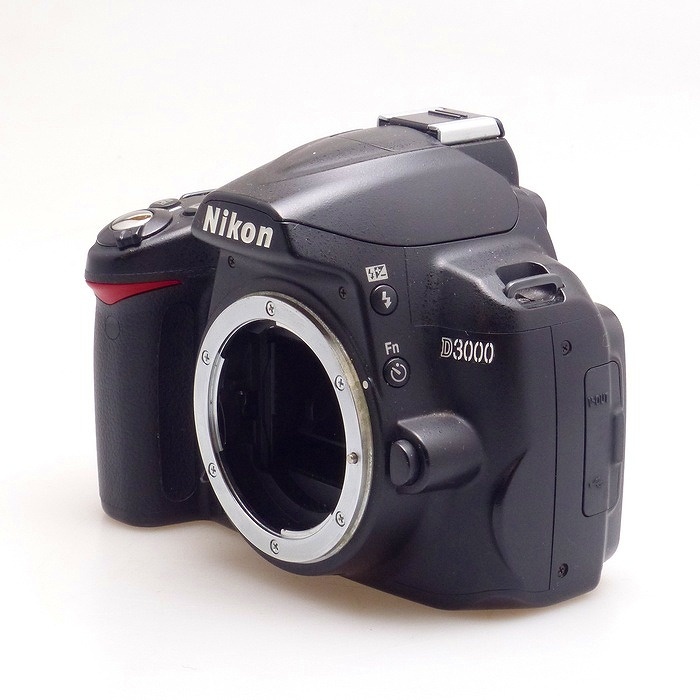 ニコン D3000