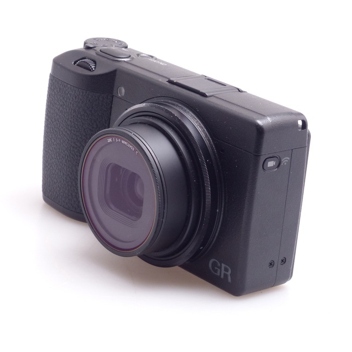 リコー GR III