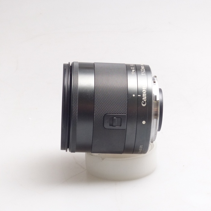キヤノン EF-M11-22/F4-5.6 IS STM