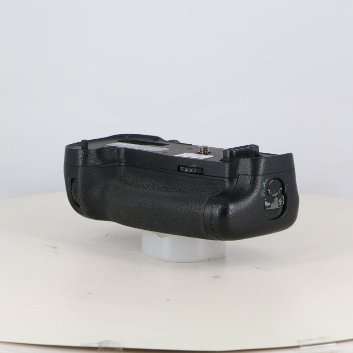 ニコン MB-D16 バッテリーパック