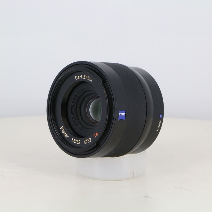 ツアイス TOUIT 32/1.8 ソニーEマウント