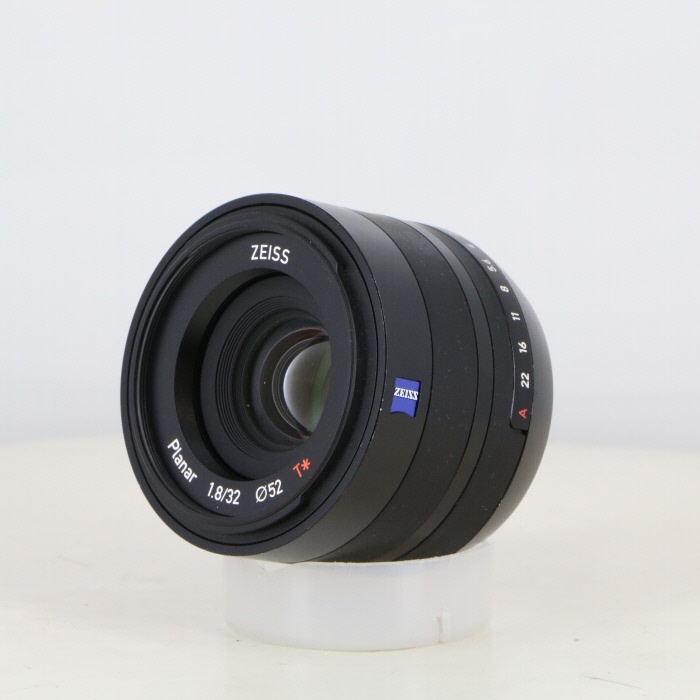 ツアイス TOUIT 1.8/32 フジXマウント