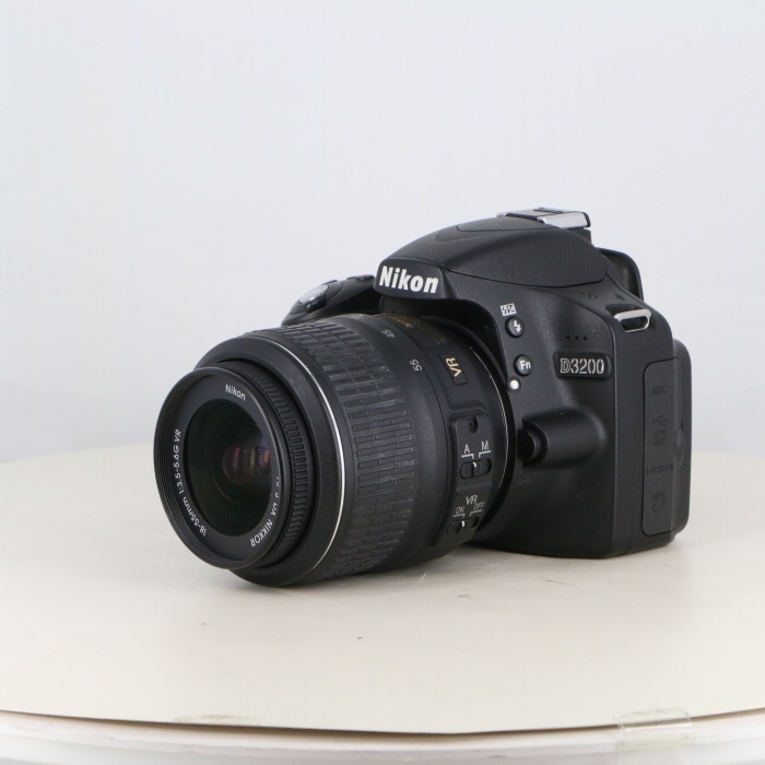 ニコン D3200+18-55VR