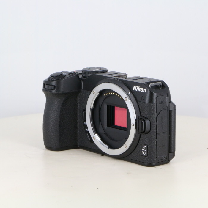 ニコン Z30 ボディ 海外モデル