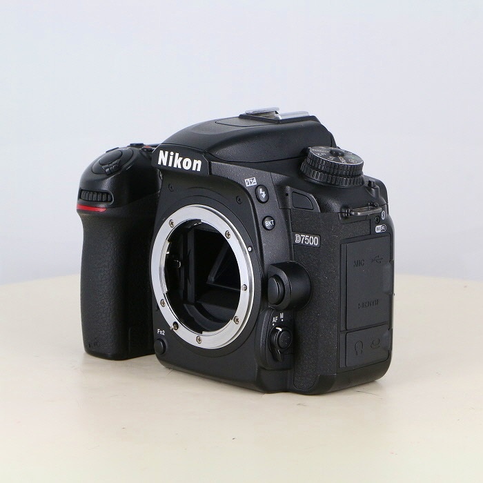 ニコン D7500 ボディ
