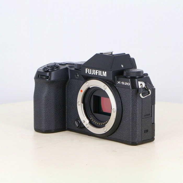 フジフイルム X-S20 ボデイ