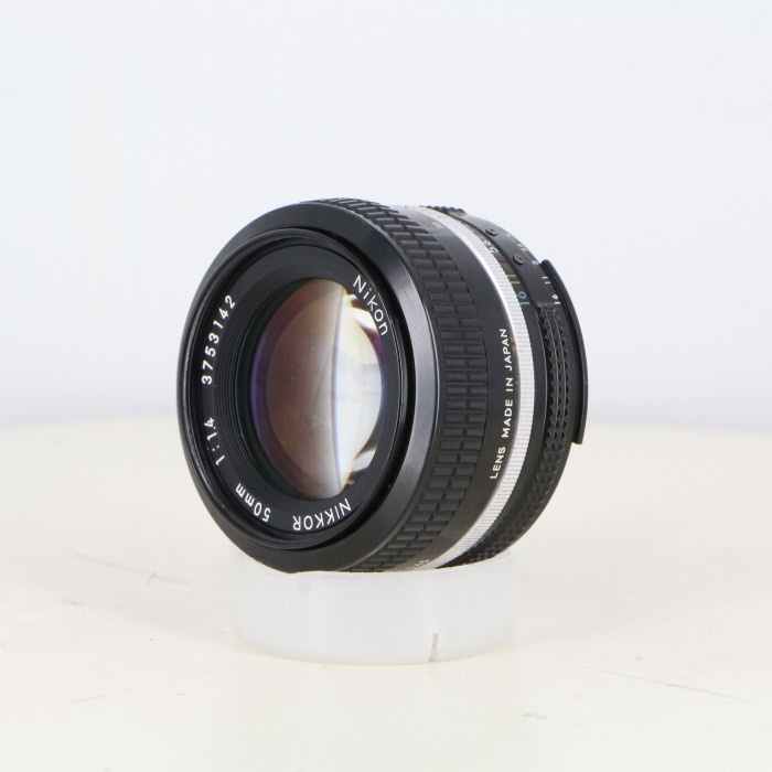 ニコン Ai 50/1.4 (カニ爪無し)