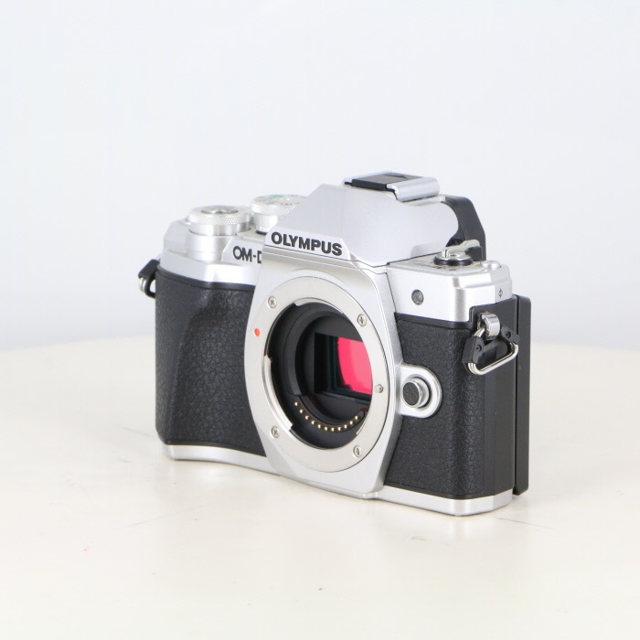 オリンパス E-M10 MarkIII ボディ シルバー