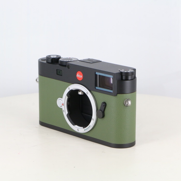 ライカ M11 ブラックペイント 20202 革張替