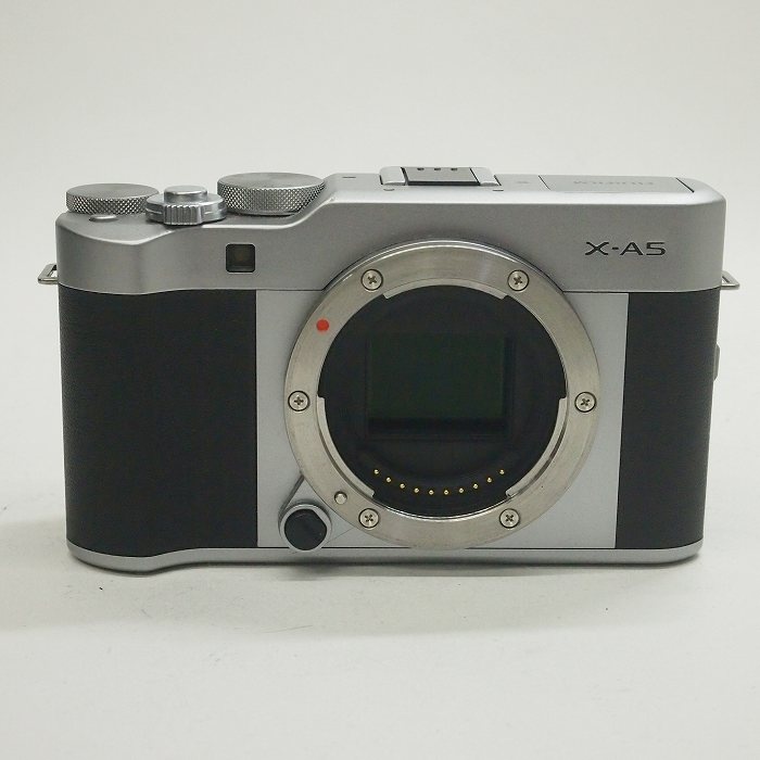 フジフイルム X-A5ボデイ シルバー