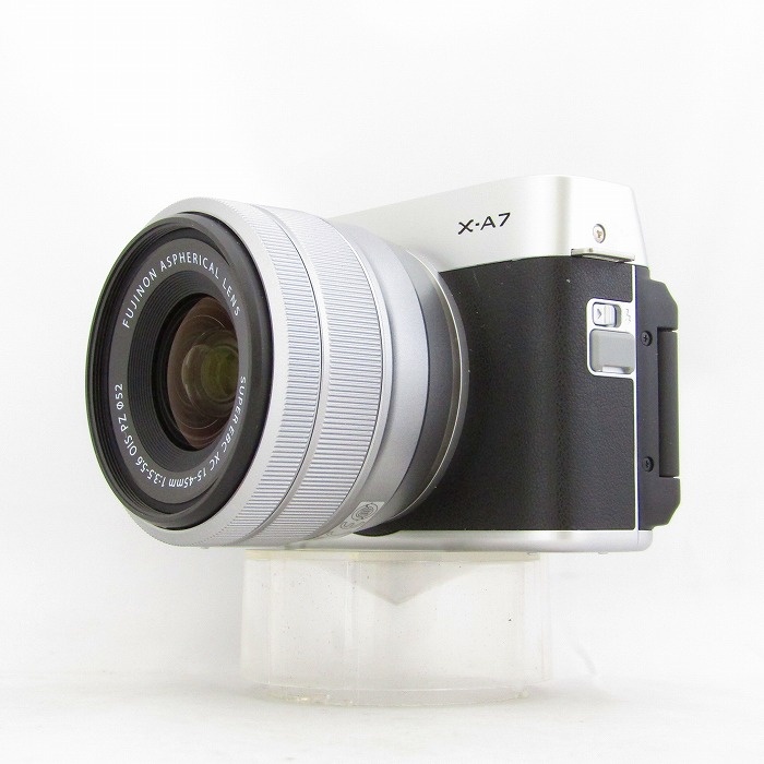 フジフイルム X-A7 レンズキツト シルバー