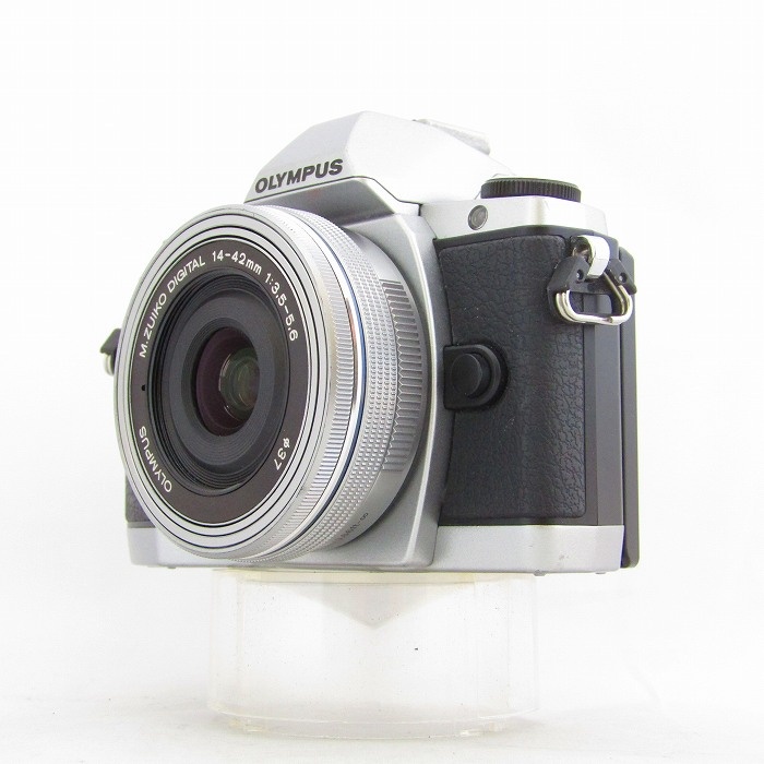 オリンパス OM-D E-M10 14-42 EZレンズキツト シルバー