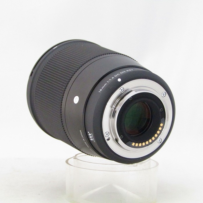 シグマ 16/F1.4 DC DN CONTEMPORARY マイクロフオーサーズ