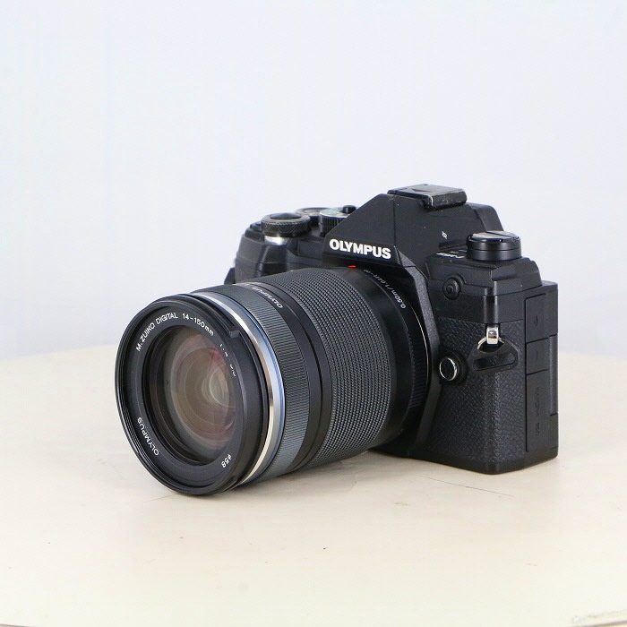 オリンパス OM-D E-M5 MARK3 14-150II レンズキット ブラック