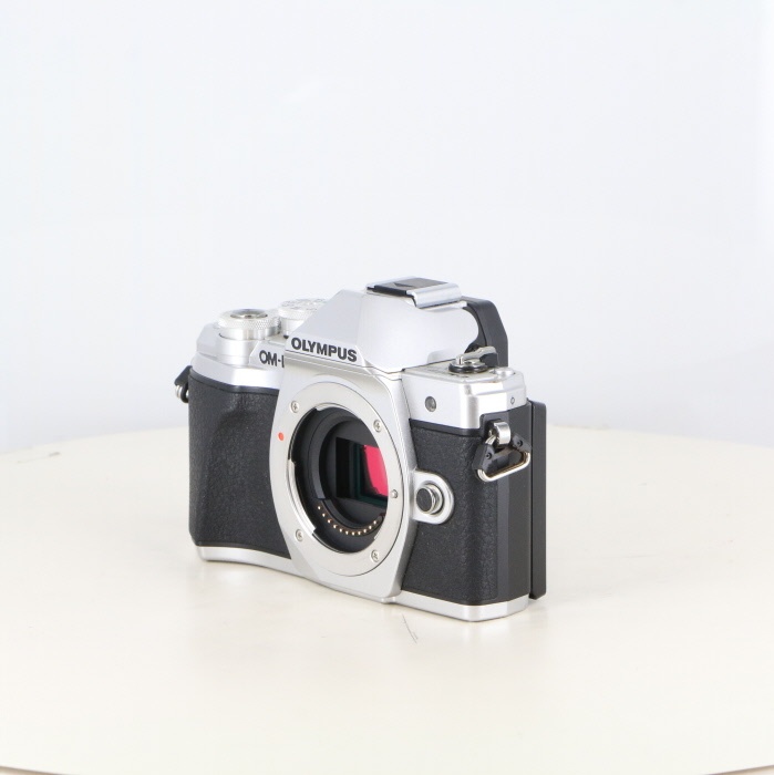 オリンパス OM-D E-M10 MARK3 ボディ シルバー