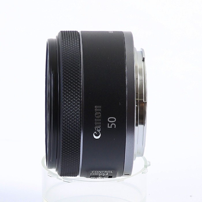 キヤノン RF50/F1.8 STM