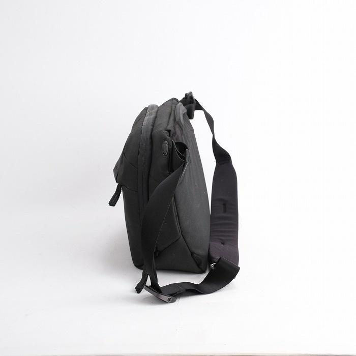ピークデザイン エブリデイスリング6L ブラック BEDS-6-BK-2