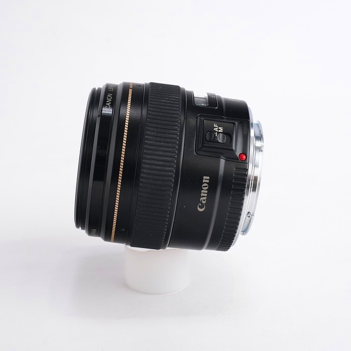 キヤノン EF85/1.8 USM