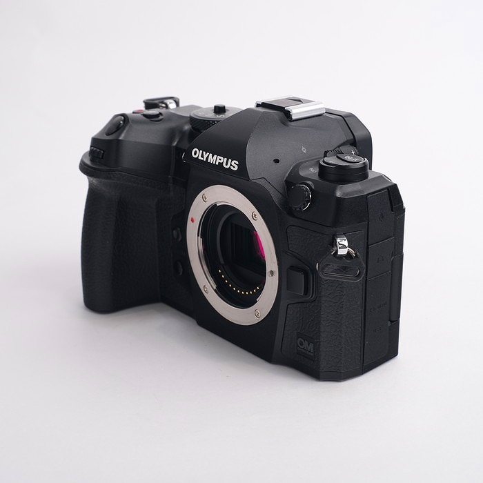 OM SYSTEM OM-1 ボディ