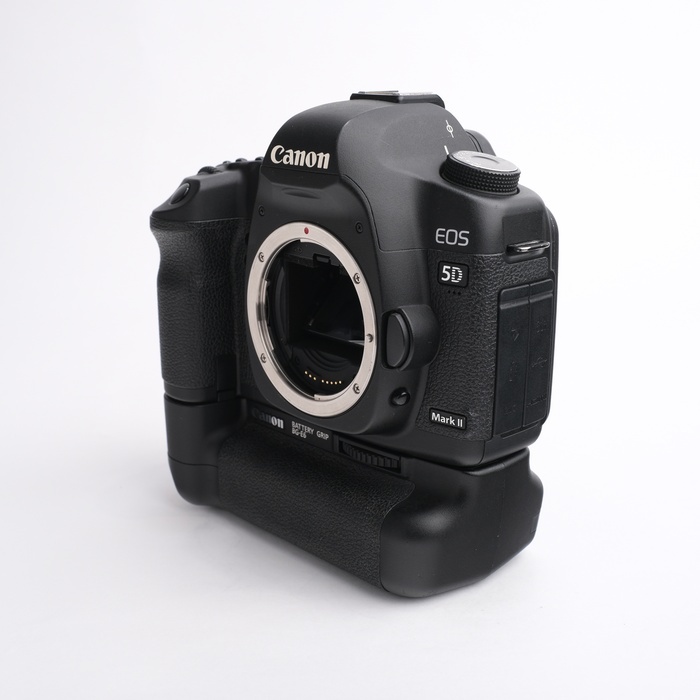 キヤノン EOS 5D MARK II (2) ボディ + BG-E6