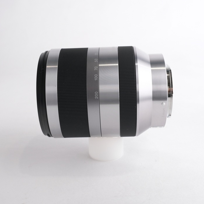 ソニー E18-200/F3.5-6.3 OSS