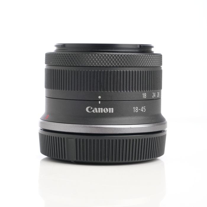 キヤノン RF-S18-45/4.5-6.3 IS STM
