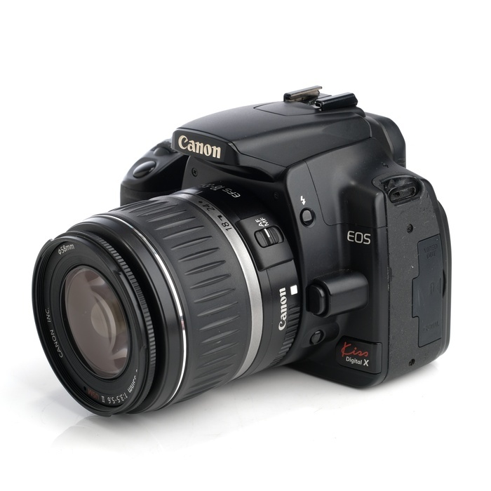 キヤノン EOS Kiss Digital X Wズームキット ブラック