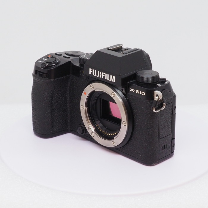 フジフイルム X-S10 ボデイ