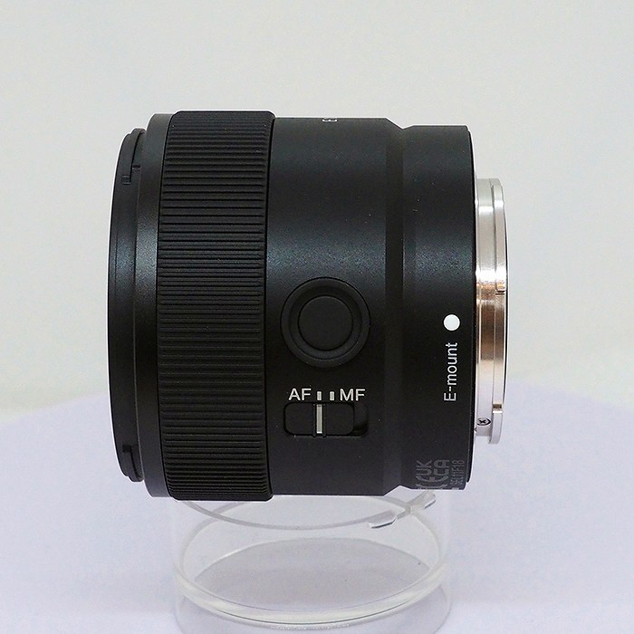 ソニー E11/F1.8