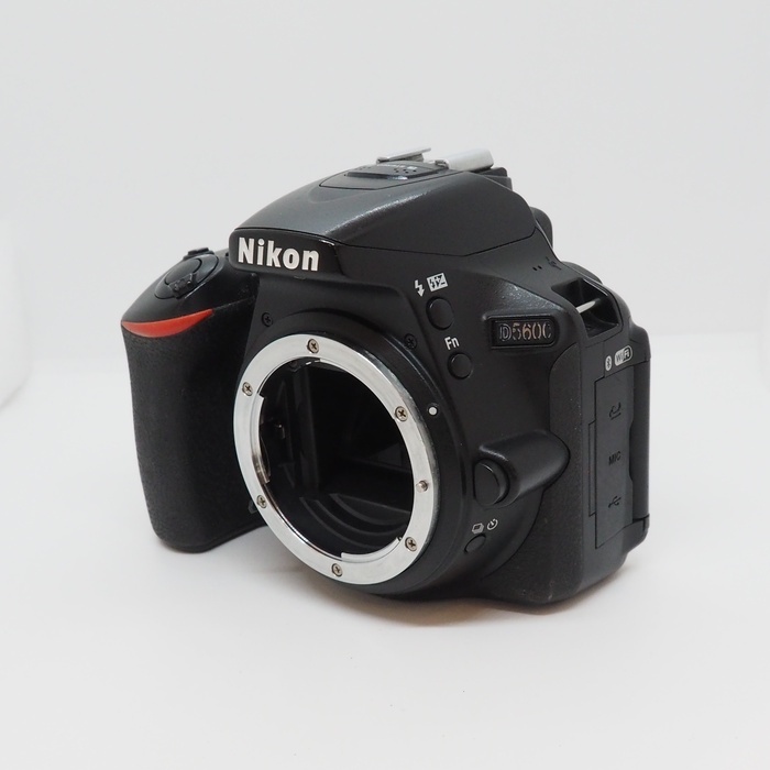 ニコン D5600 ボディ