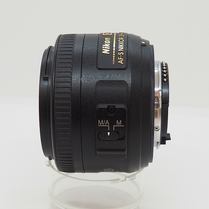 ニコン AF-S DX 35/1.8G