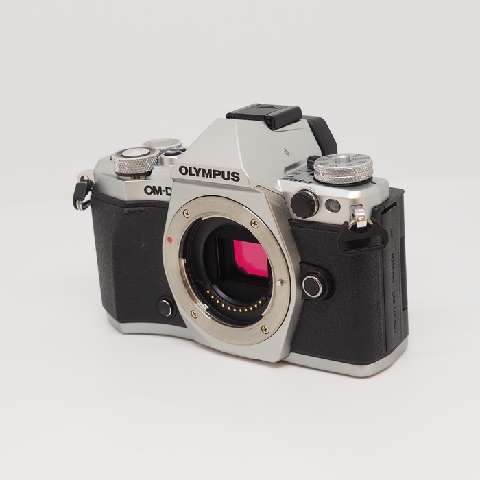 オリンパス OM-D E-M5 MARK2 ボデイ シルバー