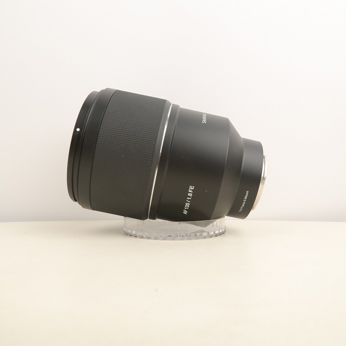 SAMYANG AF 135mm F1.8 ソニーFE