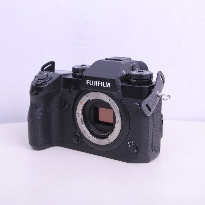 フジフイルム X-H1 ボデイ