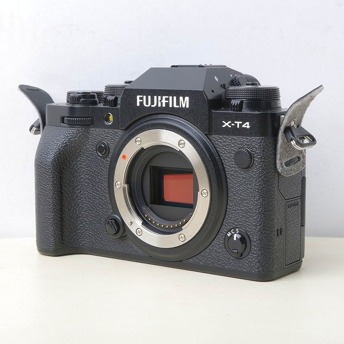 フジフイルム X-T4-B ボデイ