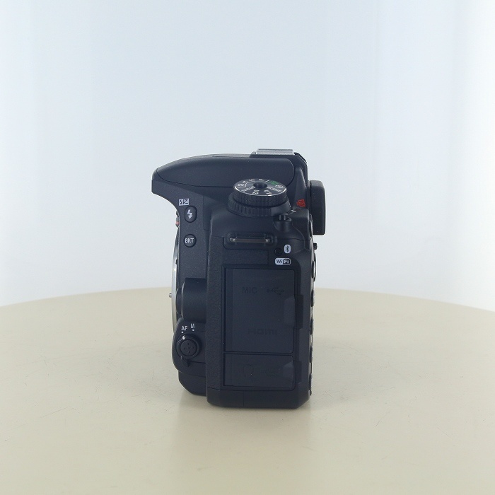 ニコン D7500 ボデイ