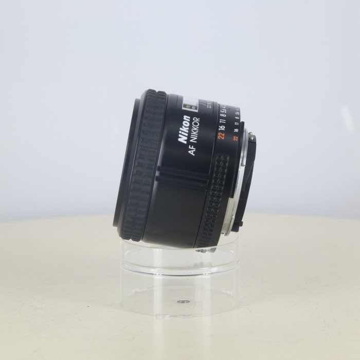 ニコン AF 35/2